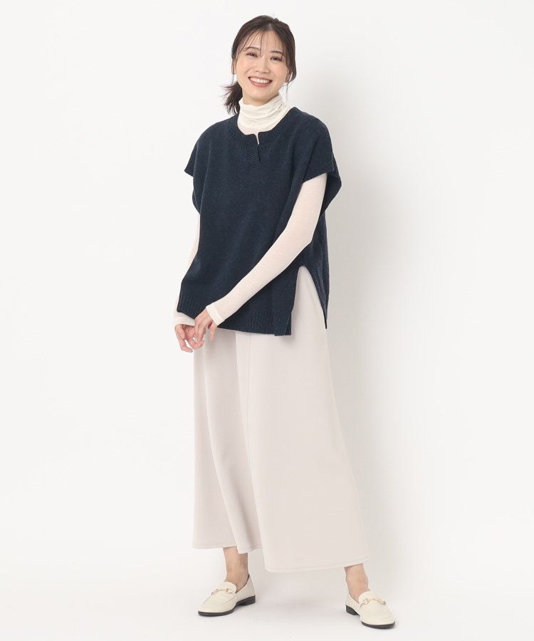 ポーシャル(poushal)の【スリット入り】たっぷりニットベスト17