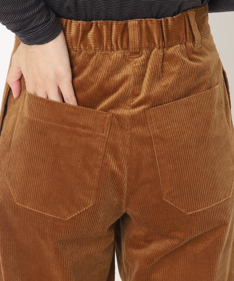 ポーシャル(poushal)の【洗える】コーデュロイワイドパンツ5