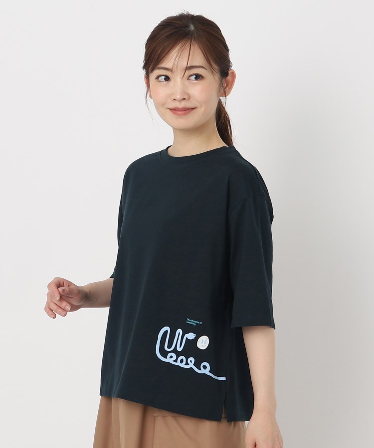 ポーシャル(poushal)の【洗える】コンセントイラストTシャツ19