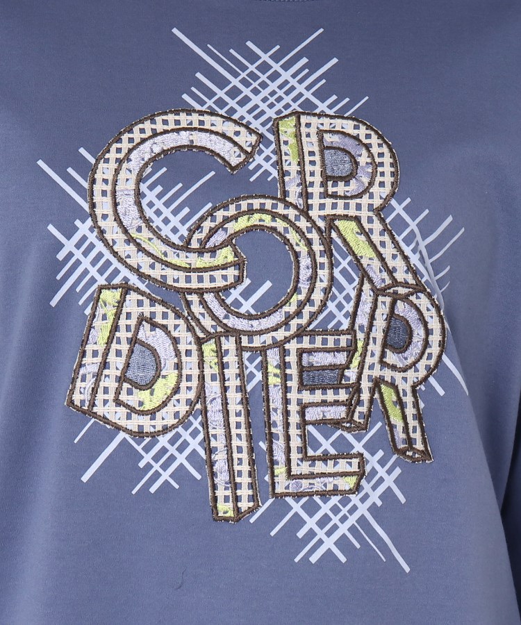 コルディア(CORDIER)のパッチワーク刺繍ロゴTシャツ10