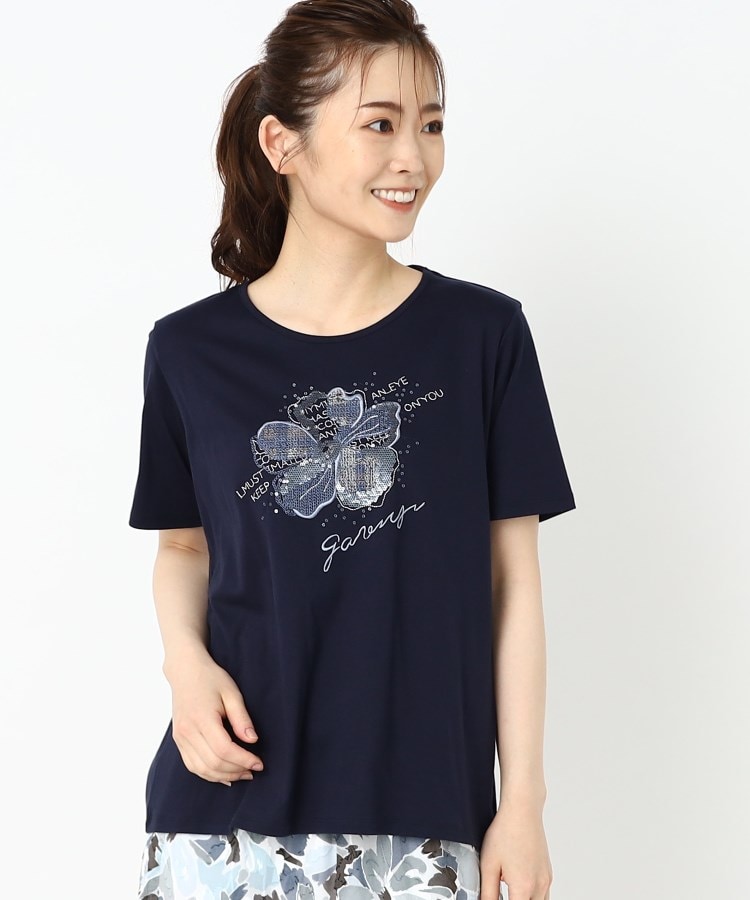 コルディア(CORDIER)のフラワーモチーフ スパンコール＆刺繍Tシャツ24
