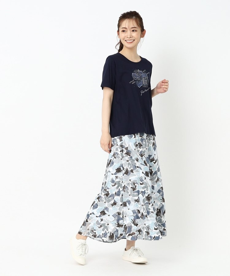 フラワーモチーフTシャツ(Tシャツ) CORDIER(コルディア)| ワールド オンラインストア WORLD ONLINE STORE コルディア ハーフパンツ 七分丈 チェック柄 ワイド ベージュ