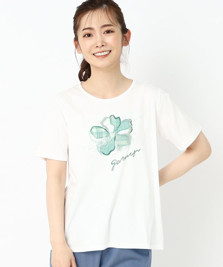 コルディア(CORDIER)のフラワーモチーフ スパンコール＆刺繍Tシャツ ホワイト(002)