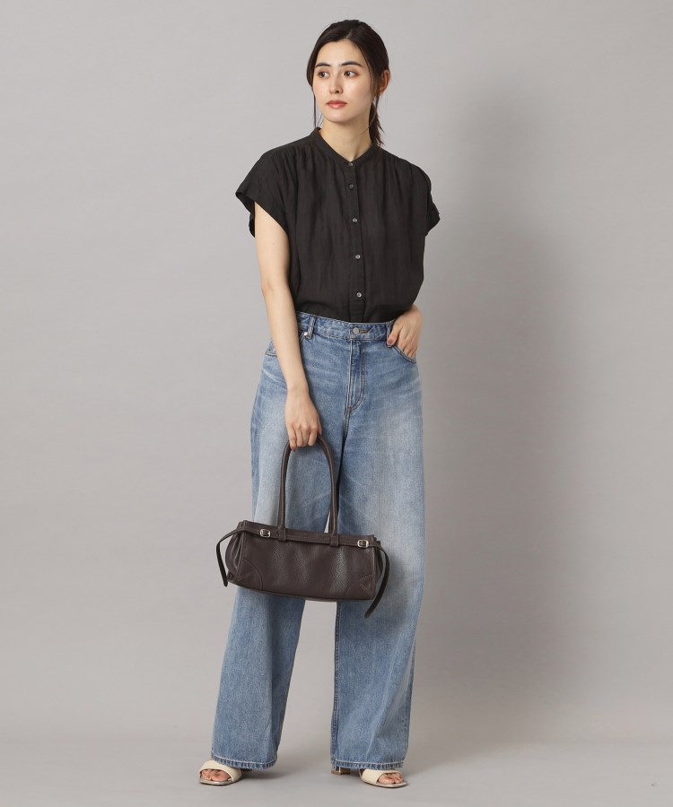ドレステリア(レディース)(DRESSTERIOR(Ladies))のAULENTTI（オウレンティ）横長ベルト付きボストンバッグ2