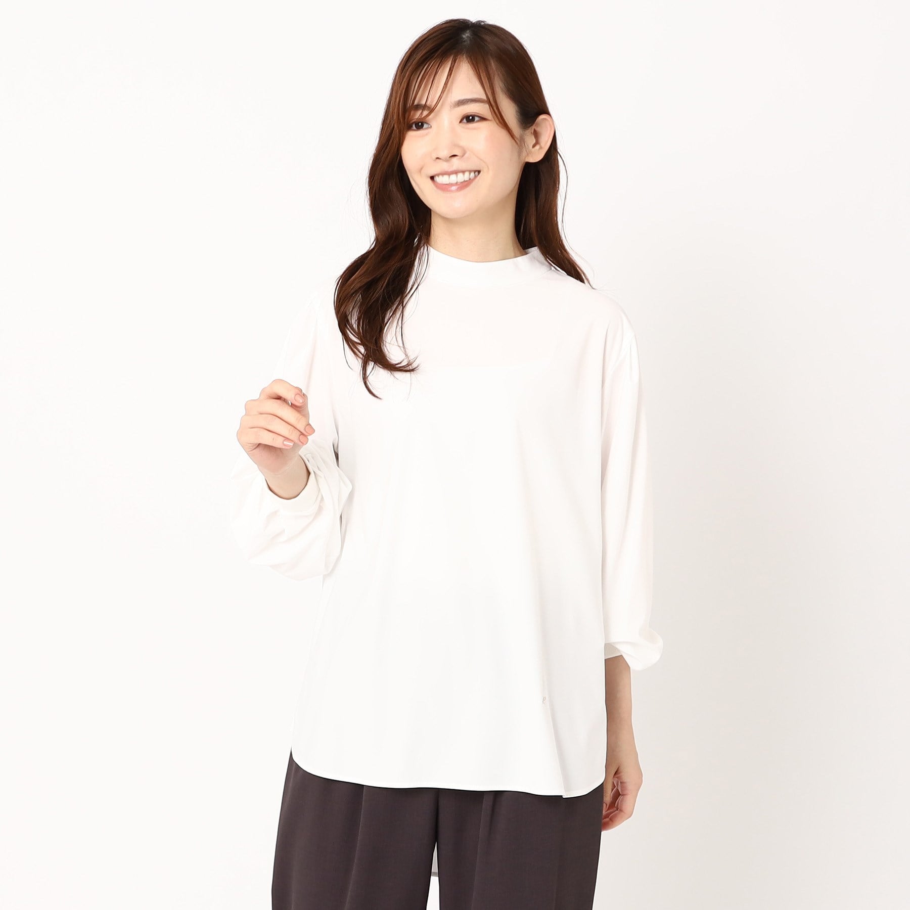 ルイシャンタン(Lui Chantant)の【L刺繍】スェードライクシャツ オフホワイト(003)