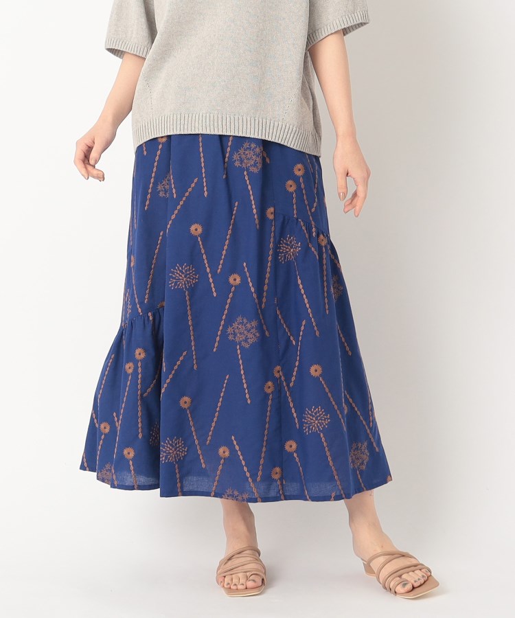ルイシャンタン(Lui Chantant)の【echino／日本製】echino刺繍デザインスカート ブルー(192)