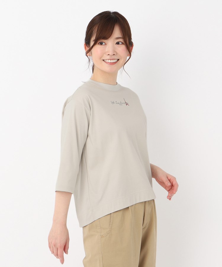 ルイシャンタン(Lui Chantant)の【接触冷感／日本製】パリロゴデザインTシャツ ライトベージュ(051)