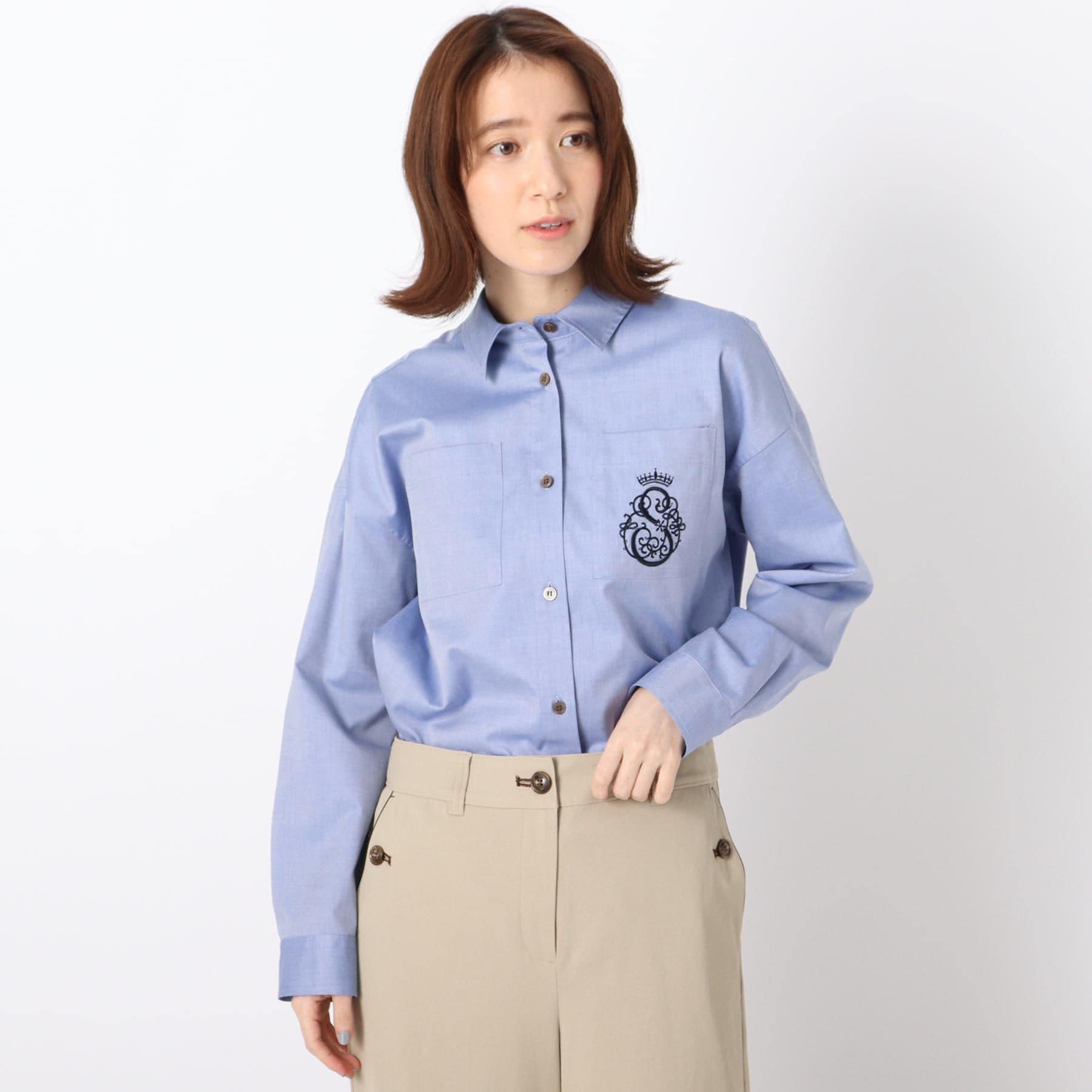 スチェッソ(SUTSESO　)のエンブレムデザイン コットンシャツ ブルー(092)