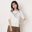 スチェッソ(SUTSESO　)のバタフライ刺繍Tシャツ ホワイト(001)
