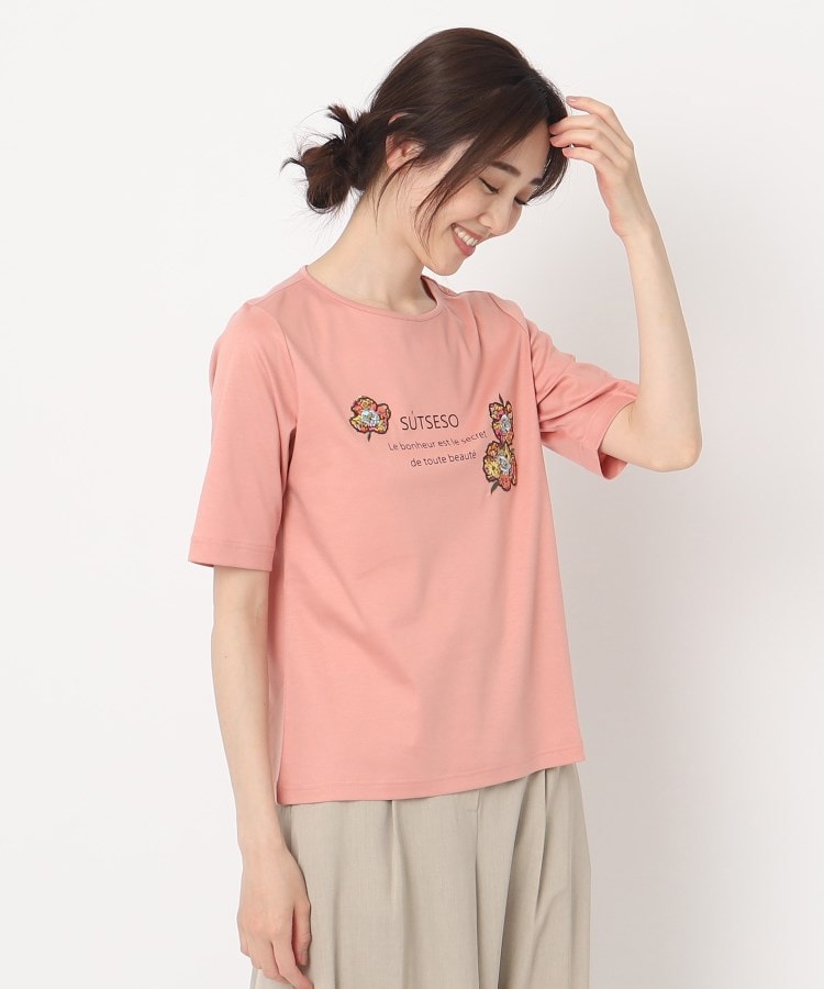 スチェッソ(SUTSESO　)のシャルロット 小花プリントアップリケデザインTシャツ ピンク(572)