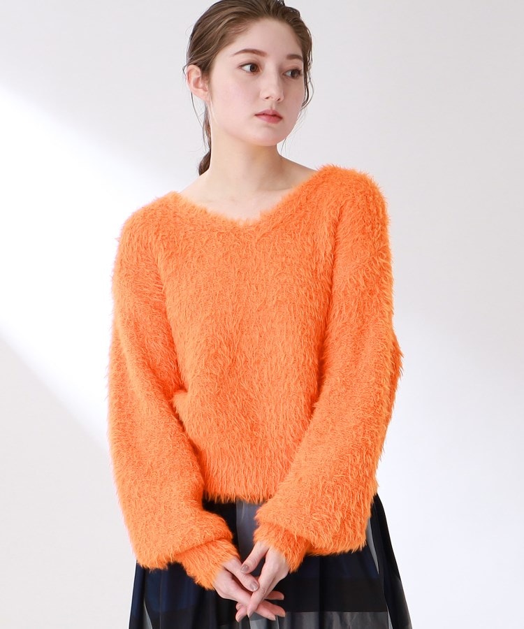 ザ ショップ ティーケー（ウィメン）(THE SHOP TK(Women))の◆【ふわふわ/シャギー】フェザーヤーンVネックニット オレンジ(067)