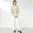 ザ ショップ ティーケー（ウィメン）(THE SHOP TK(Women))の【優秀バランスで着回し◎/洗える】キーネックショート丈カーディガン4