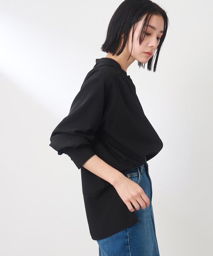 ザ ショップ ティーケー（ウィメン）(THE SHOP TK(Women))の【洗える】裾切り替え比翼ギャザーブラウス15