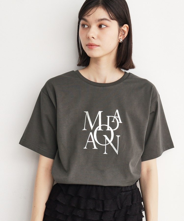 ザ ショップ ティーケー（ウィメン）(THE SHOP TK(Women))の箔プリントロゴTシャツ【洗える】 チャコールグレー(014)
