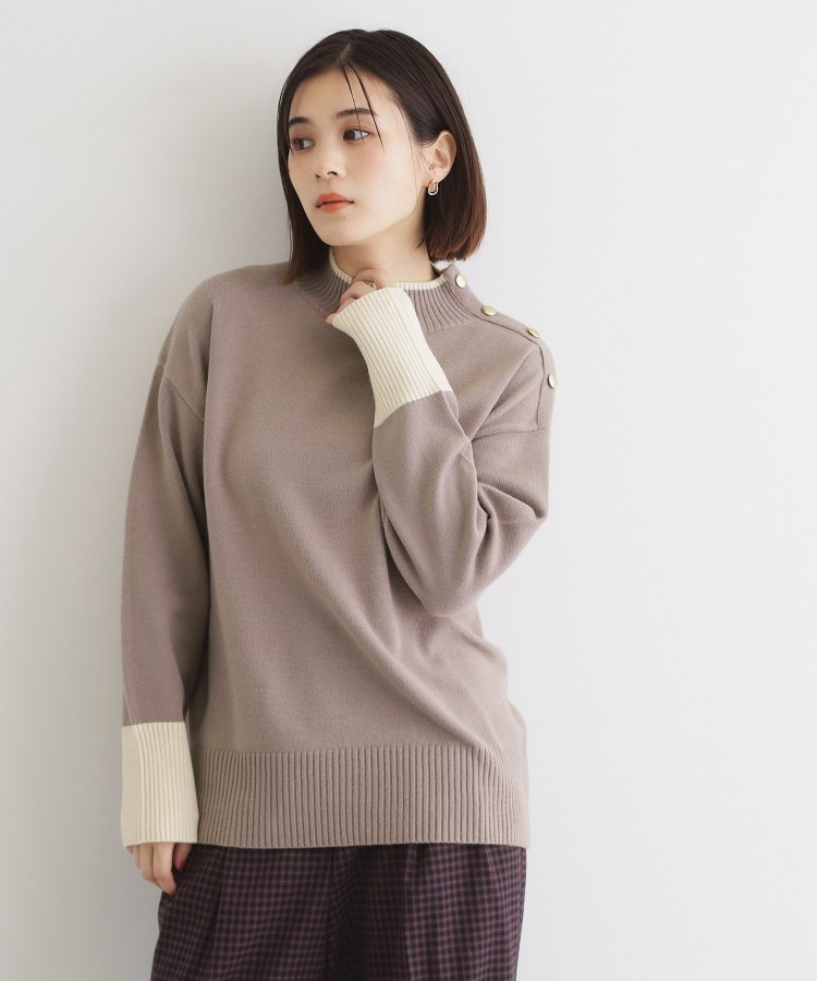 ザ ショップ ティーケー（ウィメン）(THE SHOP TK(Women))の【毛玉になりにくい／静電気防止】配色肩ボタンハイネックニット／洗える23