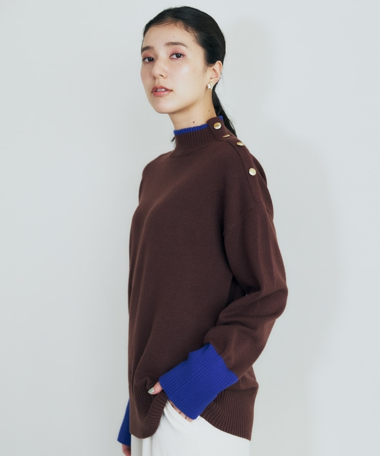 ザ ショップ ティーケー（ウィメン）(THE SHOP TK(Women))の【毛玉になりにくい／静電気防止】配色肩ボタンハイネックニット／洗える5