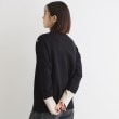 ザ ショップ ティーケー（ウィメン）(THE SHOP TK(Women))の【毛玉になりにくい／静電気防止】配色肩ボタンハイネックニット／洗える15
