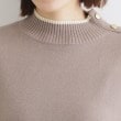 ザ ショップ ティーケー（ウィメン）(THE SHOP TK(Women))の【毛玉になりにくい／静電気防止】配色肩ボタンハイネックニット／洗える30