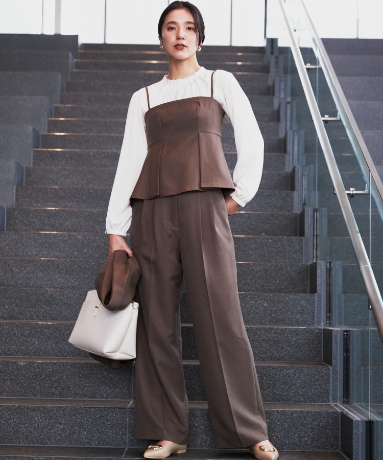 ザ ショップ ティーケー（ウィメン）(THE SHOP TK(Women))の【セットアップ可/洗える】パウダリーツイルビスチェ1