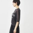 ザ ショップ ティーケー（ウィメン）(THE SHOP TK(Women))の【ドライタッチ/程よい透け感】ロゴシアーニット/洗える2