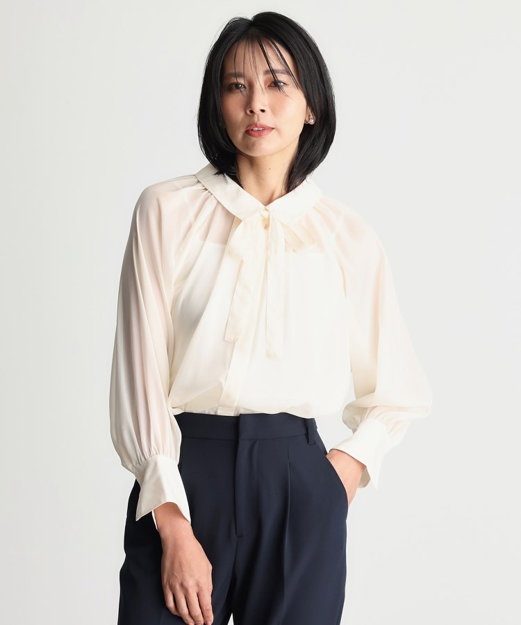 ザ ショップ ティーケー（ウィメン）(THE SHOP TK(Women))の【ONOFF活躍/セレモニー/通勤】タイ付きラメジョーゼットシャツ/洗える アイボリー(004)
