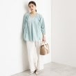 ザ ショップ ティーケー（ウィメン）(THE SHOP TK(Women))のコットンシャーリングブラウス【洗える】11