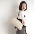 ザ ショップ ティーケー（ウィメン）(THE SHOP TK(Women))のスクエアワイドトートバッグ17