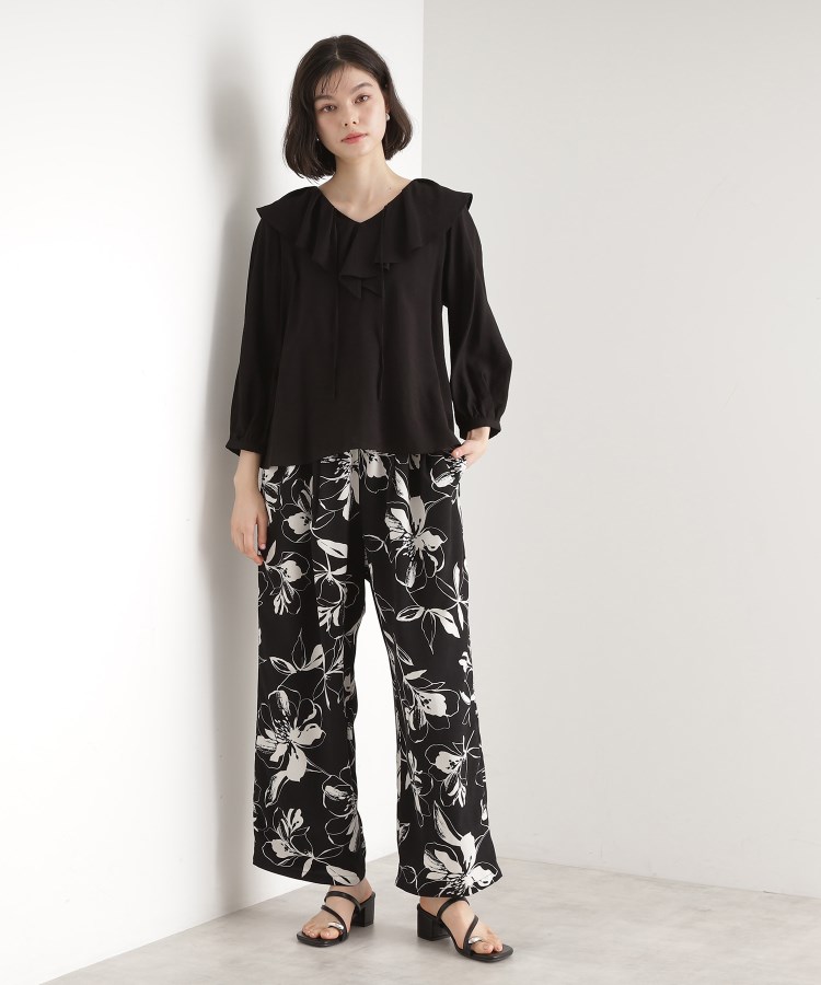 ザ ショップ ティーケー（ウィメン）(THE SHOP TK(Women))のラッフルカラーブラウス【洗濯機OK】3