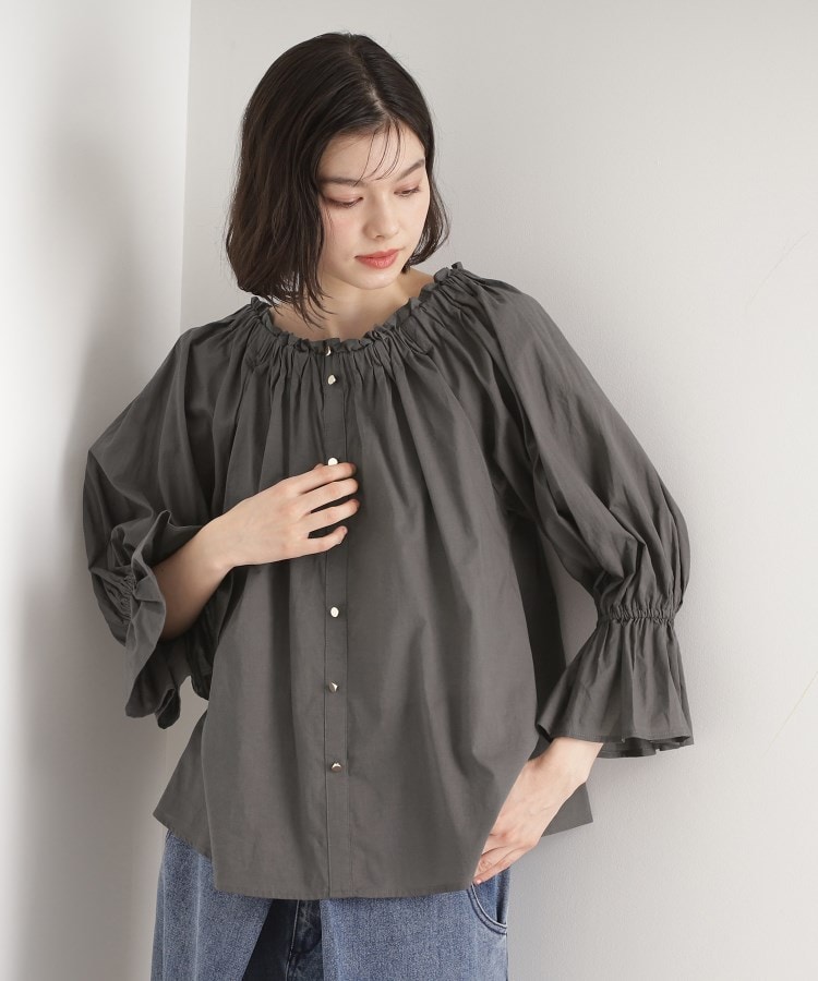 ザ ショップ ティーケー（ウィメン）(THE SHOP TK(Women))の【前後2WAY】ギャザーブラウス/洗濯機OK スミクロ(018)