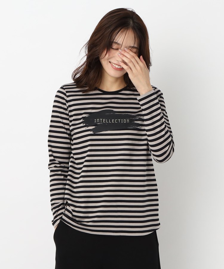 インテレクション(INTELLECTION)の【洗える】ブラッシュ×ロゴポイント長袖Tシャツ34