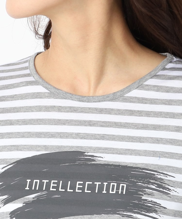 インテレクション(INTELLECTION)の【洗える】ブラッシュ×ロゴポイント長袖Tシャツ4