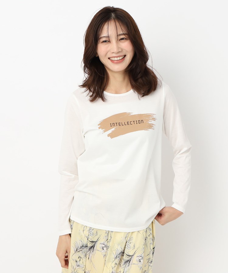 インテレクション(INTELLECTION)の【洗える】ブラッシュ×ロゴポイント長袖Tシャツ アイボリー(004)