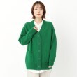 インテレクション(INTELLECTION)のシンプルブイ開きニットカーディガン グリーン(022)