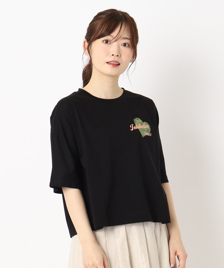 インテレクション(INTELLECTION)の【洗える】ハートポイントショート丈Tシャツ ブラック(019)