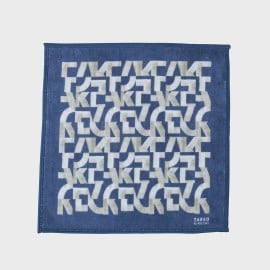 タケオキクチ(TAKEO KIKUCHI)のパズル柄フォンカチ