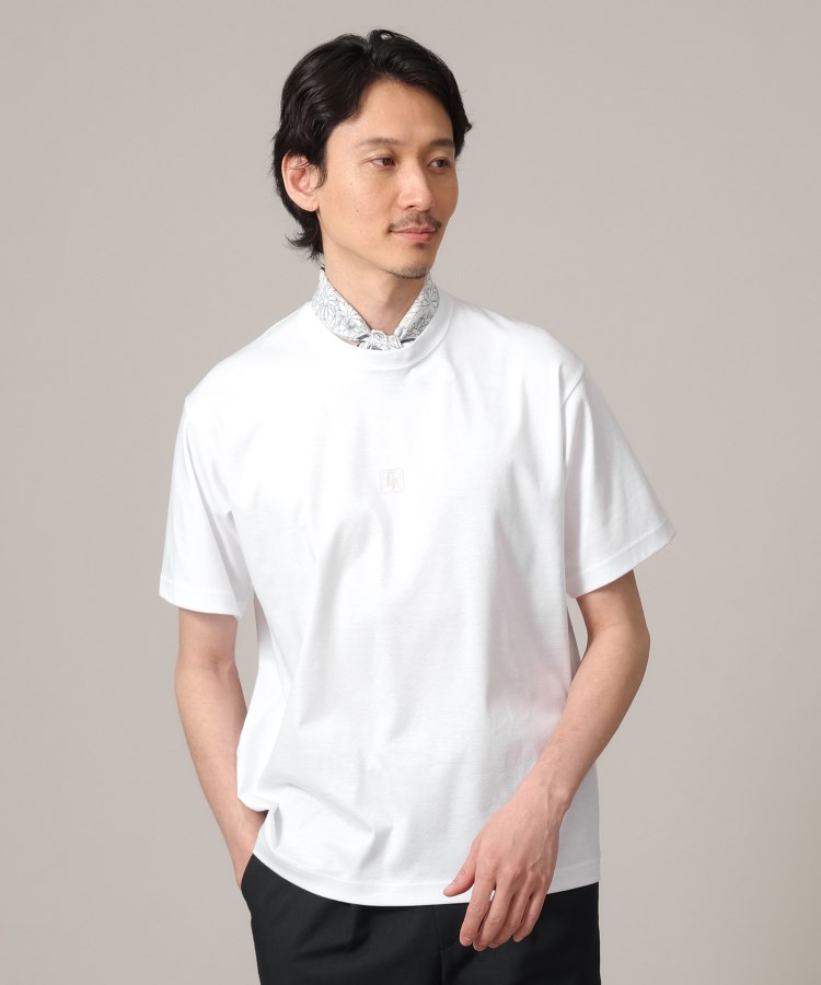 タケオキクチ(TAKEO KIKUCHI)の【刺繍ロゴT】スムース ワンポイント Tシャツ ホワイト(001)