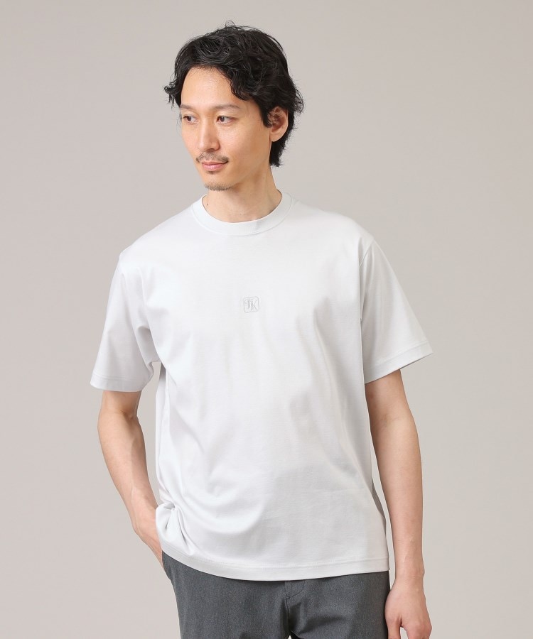 タケオキクチ(TAKEO KIKUCHI)の【刺繍ロゴT】スムース ワンポイント Tシャツ ライトグレー(011)