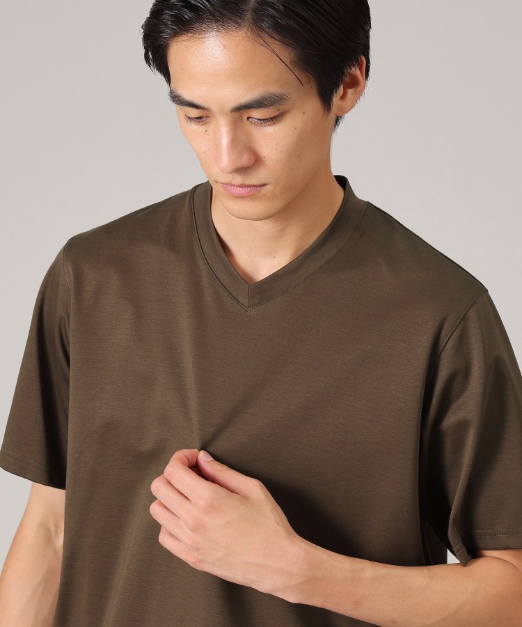 タケオキクチ(TAKEO KIKUCHI)の【抗菌防臭】ジャケットインナー 半袖 Vカットソー15
