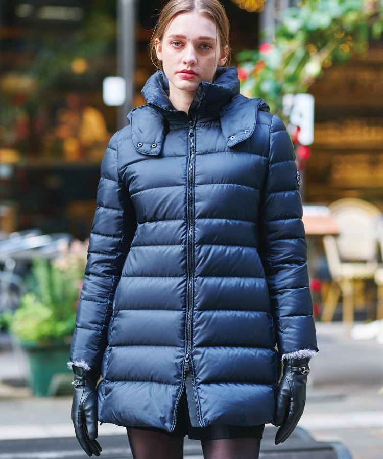 大人百花冬号掲載 モデル美香さん着用】ホワイトグースダウン