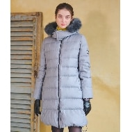 大人百花冬号掲載 モデル美香さん着用】ブルーフォックスファー 大人百花冬号掲載 モデル美香さん着用】ブルーフォックスファー