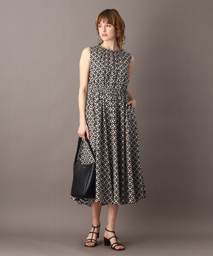 ドレステリア(レディース)(DRESSTERIOR(Ladies))のオーバーラップサークルノースリーブワンピース25