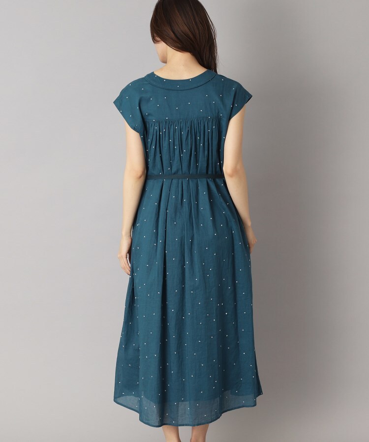ドレステリア(レディース)(DRESSTERIOR(Ladies))の【ポケット付/きれいめ】ドット刺繍タックワンピース19