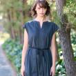 ドレステリア(レディース)(DRESSTERIOR(Ladies))の【ポケット付/きれいめ】ドット刺繍タックワンピース7