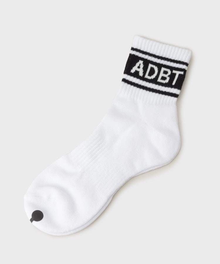 アダバット(メンズ)(adabat(Men))の【ADBT】ロゴデザイン ショート丈ソックス1