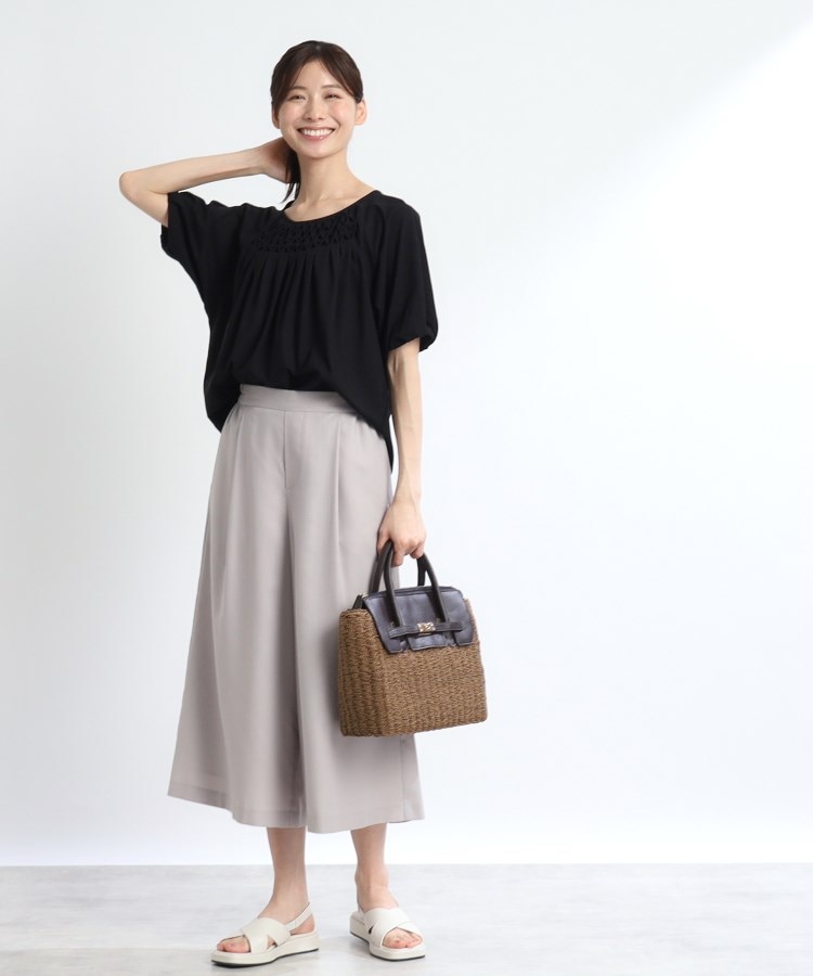 リフレクト(Reflect)の【SALE／接触冷感／洗える】スモッキング刺繍ジャージブラウス10