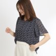 リフレクト(Reflect)の【SALE／人気急上昇♪接触冷感／マシンウォッシュ可】Vネックフラワープリントブラウス ネイビー(194)