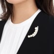 リフレクト(Reflect)の【フォーマルにも使える】カーブデザインパール調ブローチ4