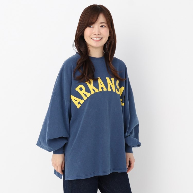 タシケント(TASIKENT)の＜TASIKENT＞ボリュームスリーブ ロゴミニ裏毛 カットソー