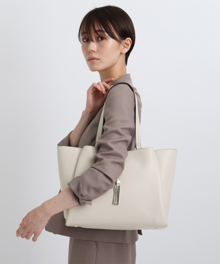 レディースのバッグ 財布 小物入れ トートバッグ通販 ワールド オンラインストア World Online Store