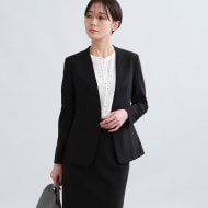 【卒園式・卒業式】INDIVI ノーカラージャケット　スカート　スーツ　ネイビー